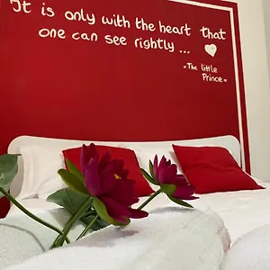  Bed & Breakfast Politeama Center Italia