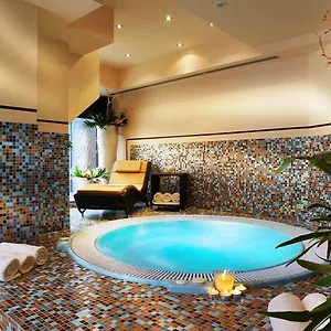 leopardi-verona.hotelinveneto.com/
